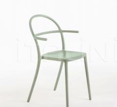 Стул Generic C Стул Generic C фабрика Kartell