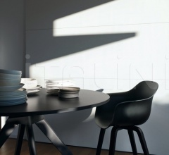 Стол обеденный Cuckoo – The Wild Bunch Стол обеденный Cuckoo – The Wild Bunch фабрика Magis