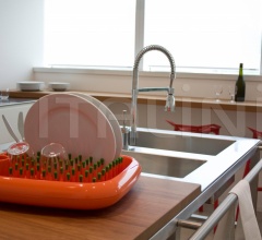 Итальянские Кухни - Блюдо Dish Doctor фабрика Magis