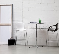 Итальянские Рестораны/Бары - Барный стул NAP™ фабрика Fritz Hansen