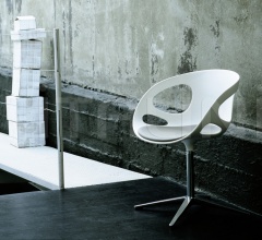 Кресло RIN™ фабрика Fritz Hansen