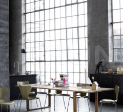 Итальянские Столы обеденные - Стол обеденный ESSAY™ Итальянские Столы обеденные - Стол обеденный ESSAY™ фабрика Fritz Hansen