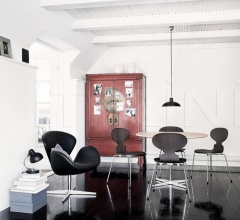 Итальянские Настольные светильники - Настольная лампа KAISER IDELL™ Итальянские Настольные светильники - Настольная лампа KAISER IDELL™ фабрика Fritz Hansen