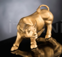 Итальянские Интерьерные декорации - Статуэтка WALL STREET BULL SMALL Итальянские Интерьерные декорации - Статуэтка WALL STREET BULL SMALL фабрика VGnewtrend