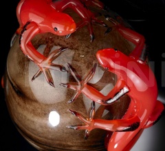 Итальянские Интерьерные декорации - Интерьерная миниатюра Egg with 2 geckos Итальянские Интерьерные декорации - Интерьерная миниатюра Egg with 2 geckos фабрика VGnewtrend