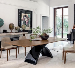 Стол обеденный Tokyo фабрика Tonin Casa