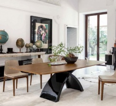 Стол обеденный Tokyo Стол обеденный Tokyo фабрика Tonin Casa