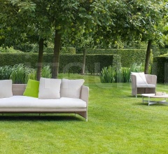 Кресло Teatime фабрика Paola Lenti