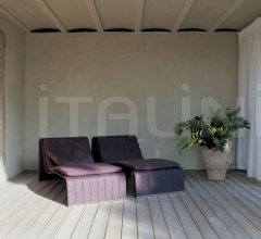 Шезлонг Frame фабрика Paola Lenti