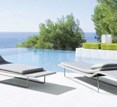 Шезлонг Surf фабрика Paola Lenti