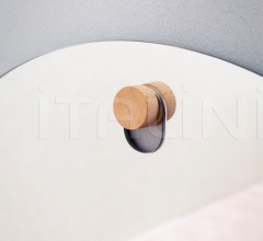 Настенное зеркало MIDDLE E LES BROTHERS Настенное зеркало MIDDLE E LES BROTHERS фабрика Miniforms