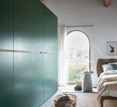 Шкаф Middle flush closing sliding door Шкаф Middle flush closing sliding door фабрика Novamobili