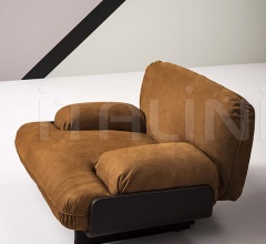 Итальянские  - Кресло BARDOT Итальянские  - Кресло BARDOT фабрика Baxter