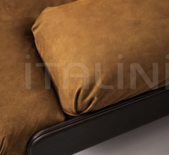 Итальянские  - Кресло BARDOT Итальянские  - Кресло BARDOT фабрика Baxter