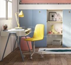 Итальянские Письменные столы - Письменный стол VANNY desks Итальянские Письменные столы - Письменный стол VANNY desks фабрика Nidi