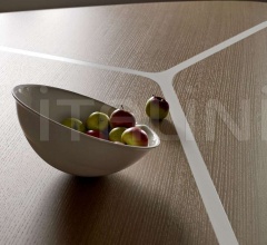 Стол обеденный Seven фабрика B&B Italia