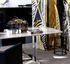 Столик Frank фабрика B&B Italia