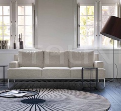 Столик Frank фабрика B&B Italia