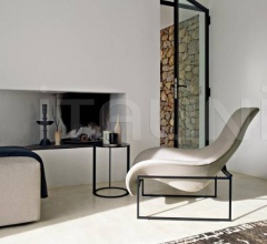 Столик Frank фабрика B&B Italia