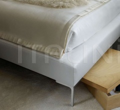 Кровать Charles фабрика B&B Italia