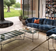 Журнальный столик pixel фабрика Fiam