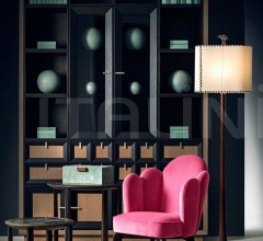 Итальянские Кресла - Столик O 1671 - Triangolo фабрика Annibale Colombo