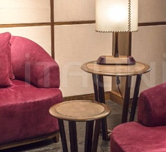 Столик O 1702 - Piramide фабрика Annibale Colombo