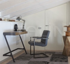 Письменный стол DB003989 Письменный стол DB003989 фабрика Dialma Brown