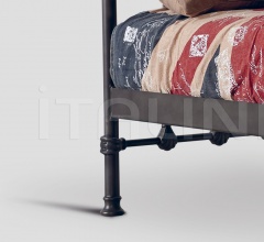 Кровать DB003558 Кровать DB003558 фабрика Dialma Brown