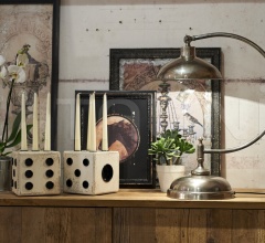 Настольная лампа DB002201 Настольная лампа DB002201 фабрика Dialma Brown