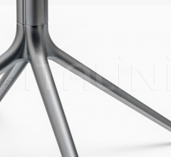 Итальянские Рестораны/Бары - Барный стол ELLIOT 5475 Итальянские Рестораны/Бары - Барный стол ELLIOT 5475 фабрика Pedrali