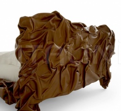 Итальянские Кровати - Кровать Grinza bed фабрика Edra