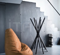 Вешалка 300 Sciangai фабрика Zanotta