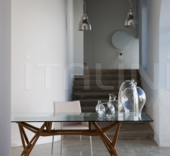 Стол обеденный 2320 Reale фабрика Zanotta