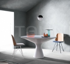 Стол обеденный 2577 Blanco фабрика Zanotta