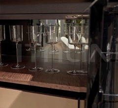 Бар Nomos фабрика IPE Cavalli (Visionnaire)