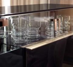 Бар Gaius фабрика IPE Cavalli (Visionnaire)