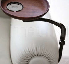 Кресло 1919 фабрика Poltrona Frau