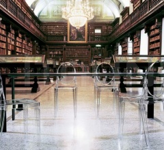 Стул Victoria Ghost фабрика Kartell