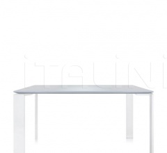 Стол обеденный Four Стол обеденный Four фабрика Kartell
