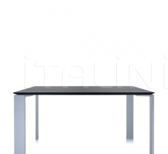 Стол обеденный Four Стол обеденный Four фабрика Kartell