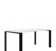 Стол обеденный Four Стол обеденный Four фабрика Kartell