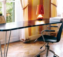 Стол обеденный Max Стол обеденный Max фабрика Kartell