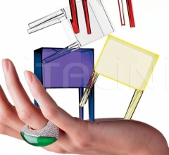 Столик Small Ghost Buster Столик Small Ghost Buster фабрика Kartell