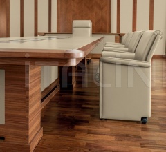 Итальянские Столы для конференц зала - Стол Giubileo фабрика Mascheroni