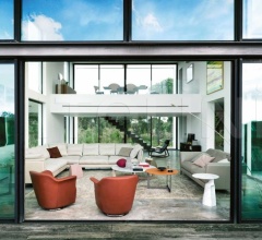 Столик Hudson Столик Hudson фабрика Poltrona Frau