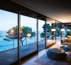 Итальянские Пуфы - Пуф Lepli фабрика Poltrona Frau