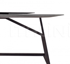 Стол обеденный CONTROVENTO Стол обеденный CONTROVENTO фабрика Busnelli (закрыта)