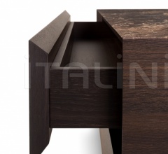 Тумбочка FORTY FIVE Тумбочка FORTY FIVE фабрика Busnelli (закрыта)