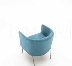 Стул с подлокотником Maja D Стул с подлокотником Maja D фабрика Living Divani